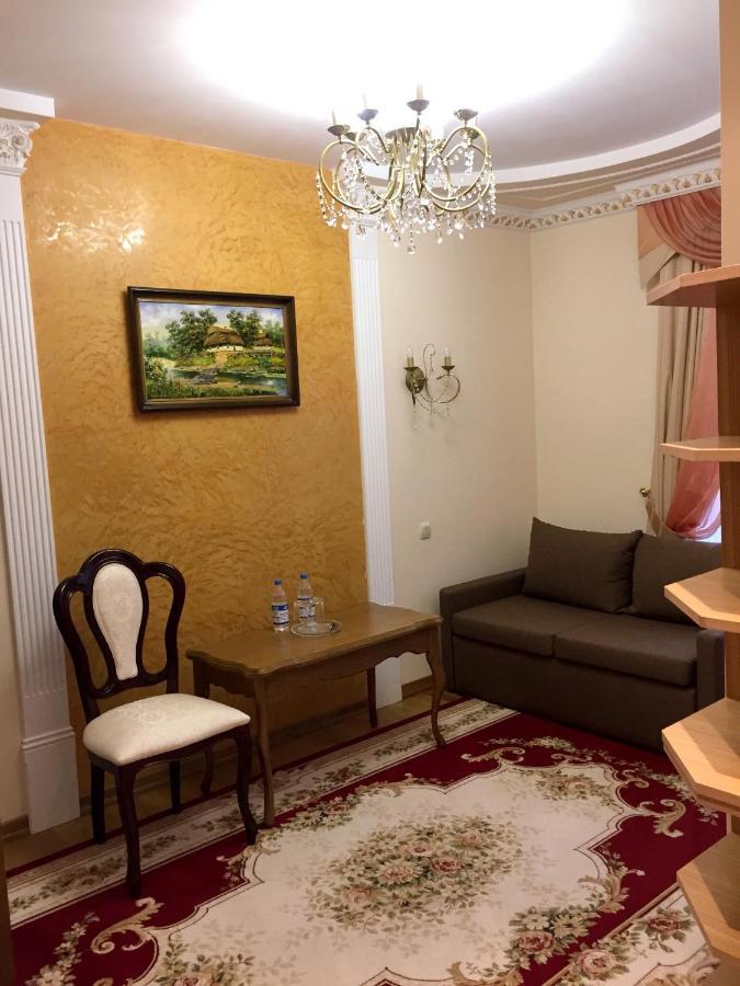 Петрос Family Hotel Yaremche Luaran gambar